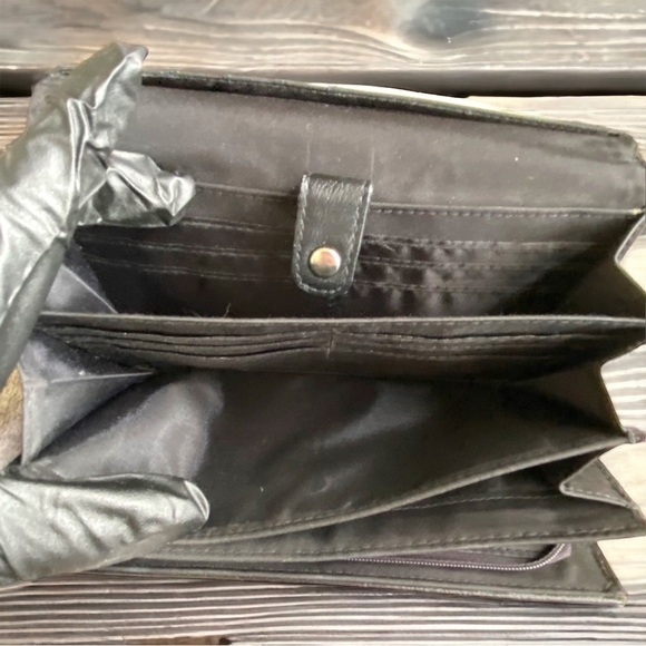 🍄Leather Liz Claiborne Wallet - Picture 5 of 6